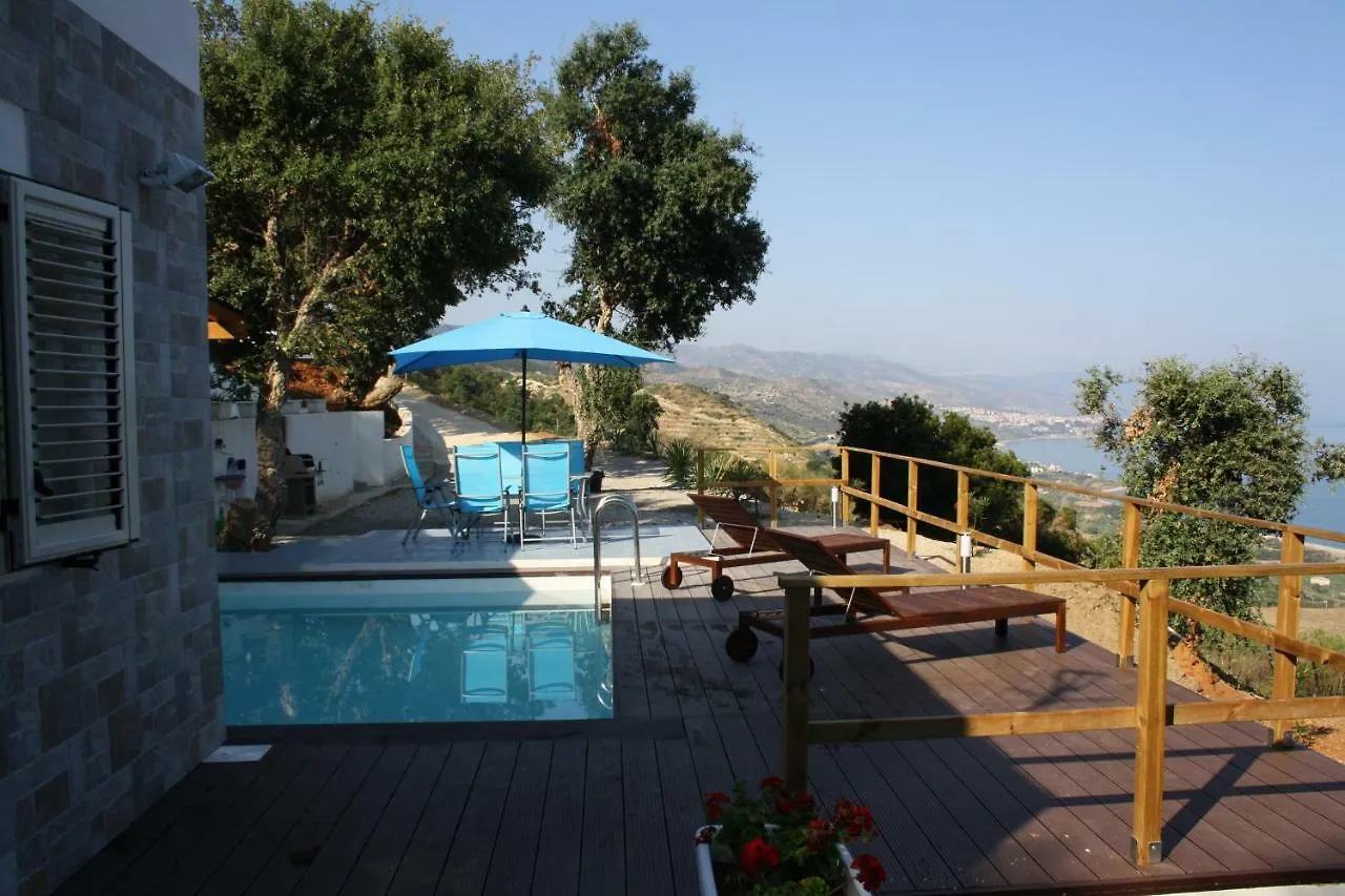 Villa Alice Santo Stefano di Camastra