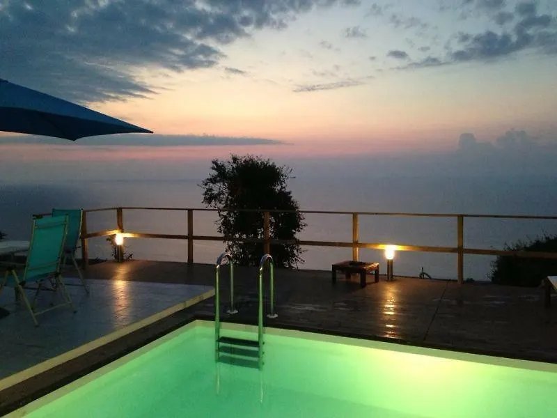 Villa Alice Santo Stefano di Camastra